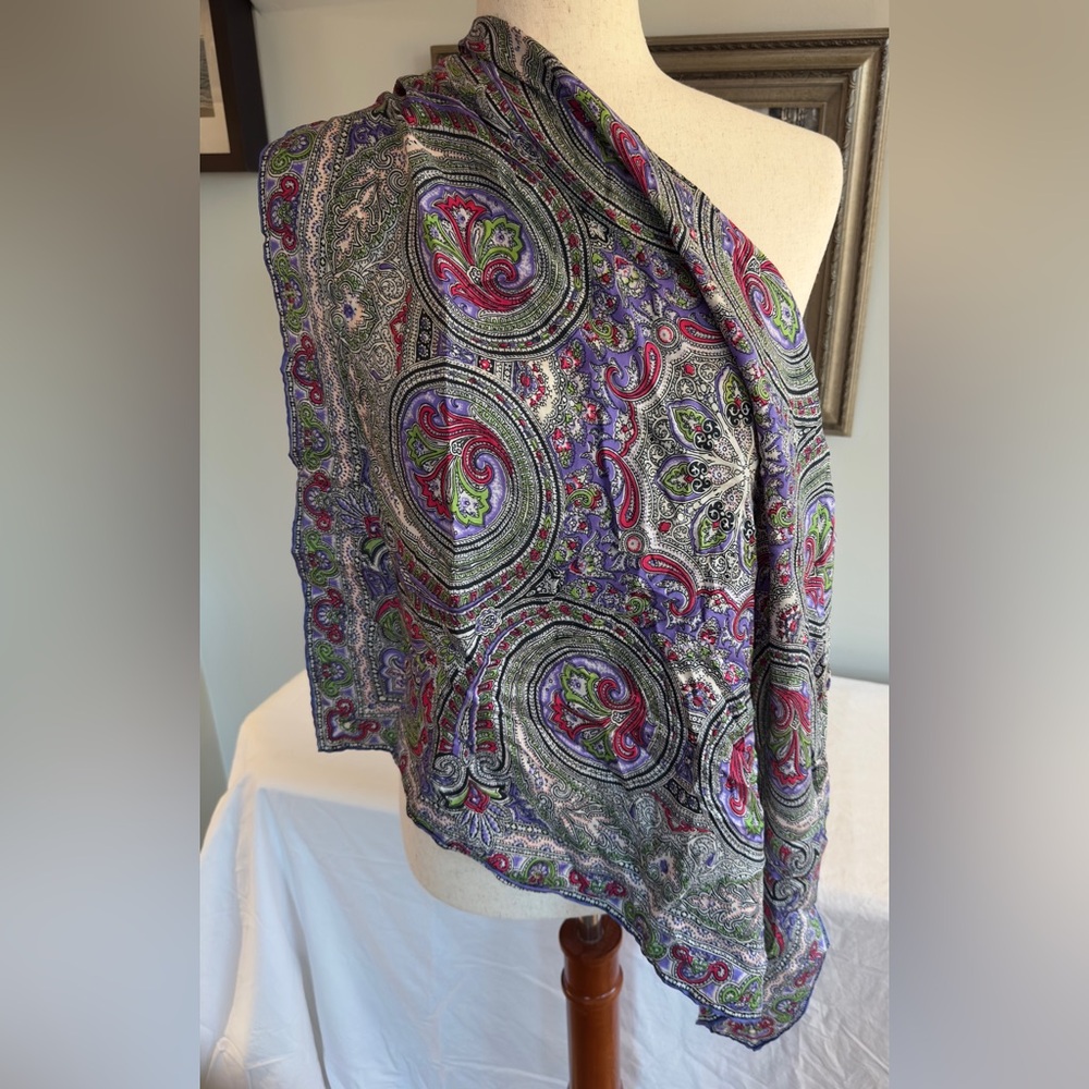 Paisley Vintage Patterned Scarf Sz 26”x26”